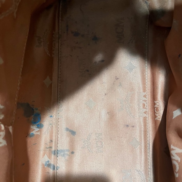 MCM COGNAC ANIMAL PRINT TOTE - Picture 12 of 16